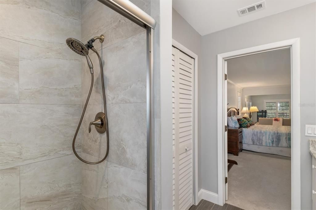 For Sale: $750,000 (2 beds, 3 baths, 3412 Square Feet)