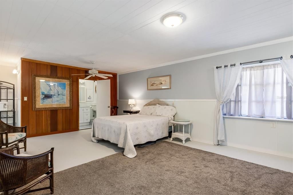 For Sale: $750,000 (2 beds, 3 baths, 3412 Square Feet)