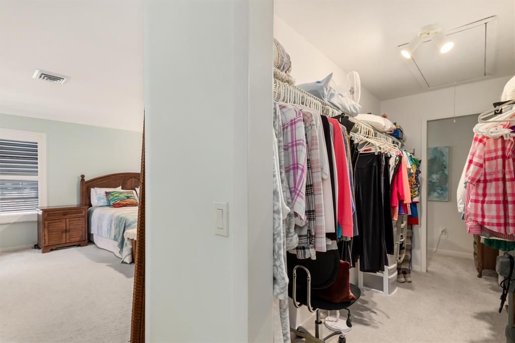 For Sale: $750,000 (2 beds, 3 baths, 3412 Square Feet)
