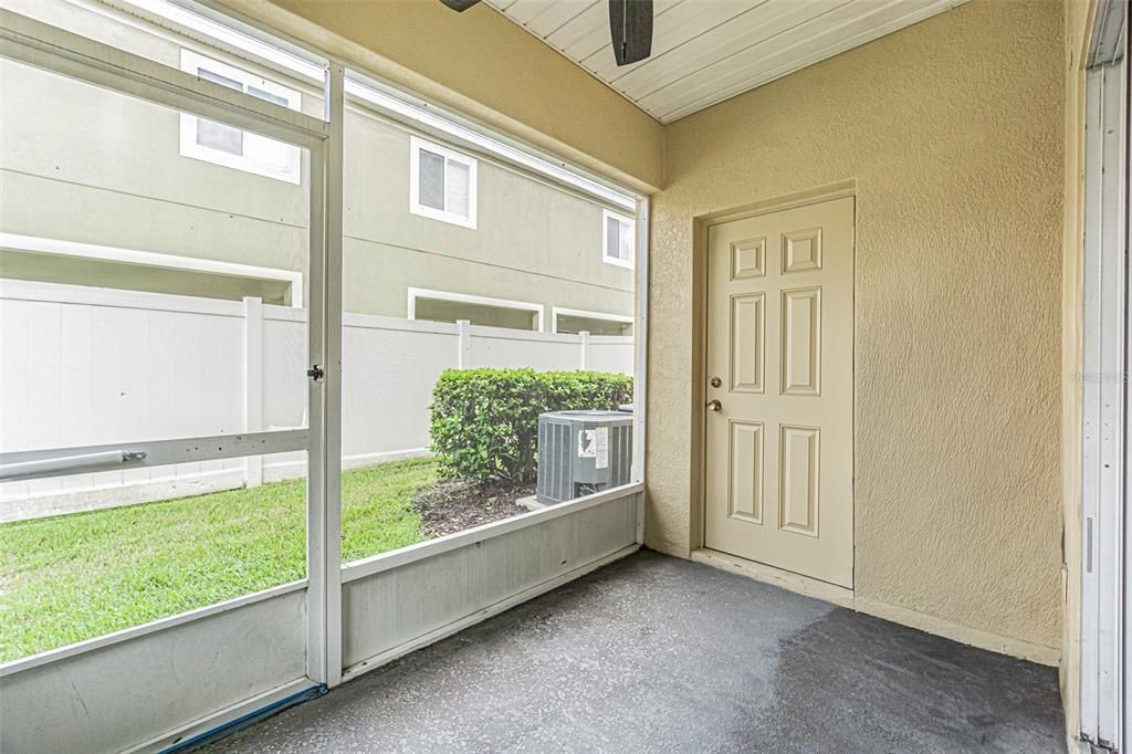 For Sale: $224,900 (2 beds, 2 baths, 1173 Square Feet)