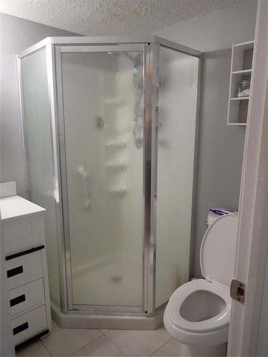 На продажу: $89,900 (2 спален, 2 ванн, 919 Квадратных фут)