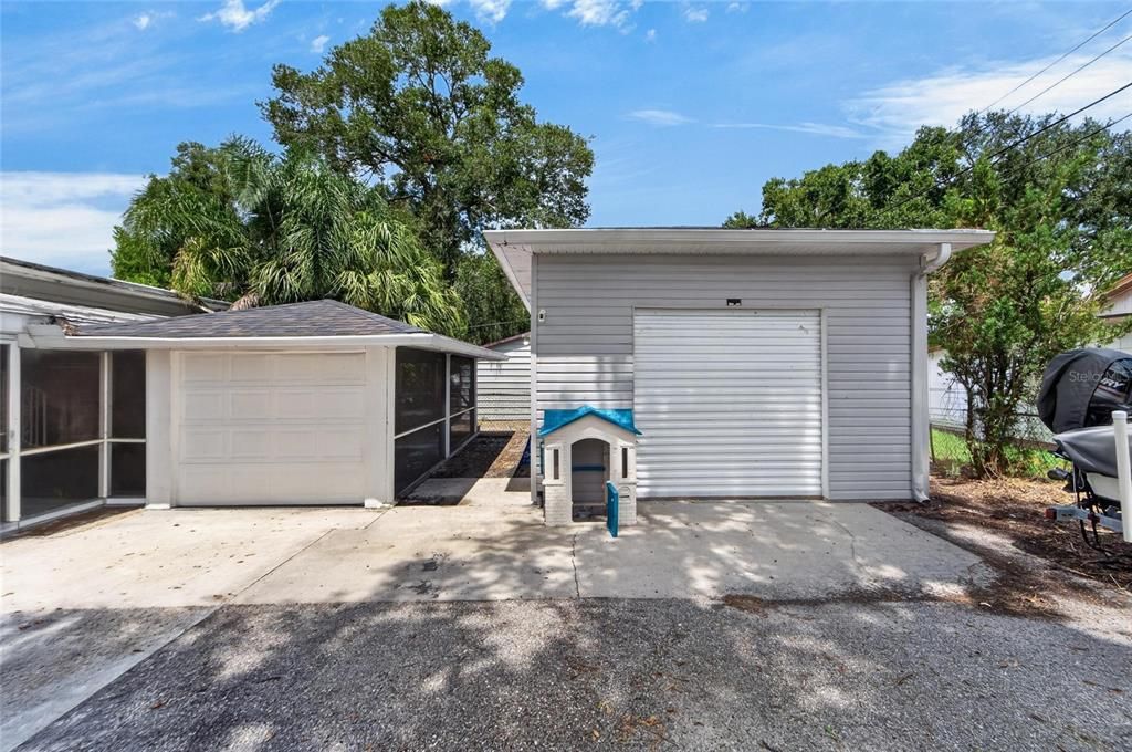 For Sale: $291,000 (3 beds, 2 baths, 1517 Square Feet)