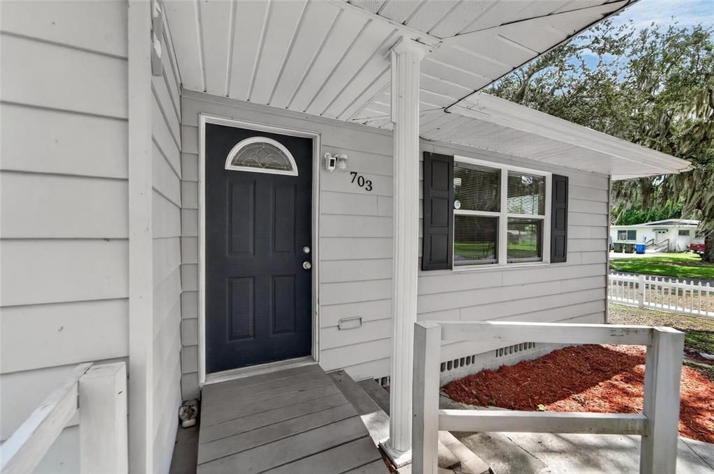 For Sale: $291,000 (3 beds, 2 baths, 1517 Square Feet)