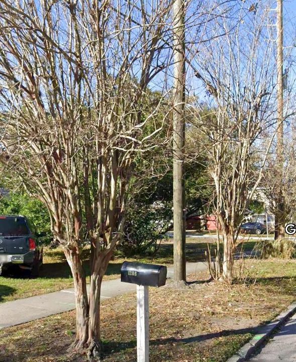 待售: $60,000 (0.06 acres)