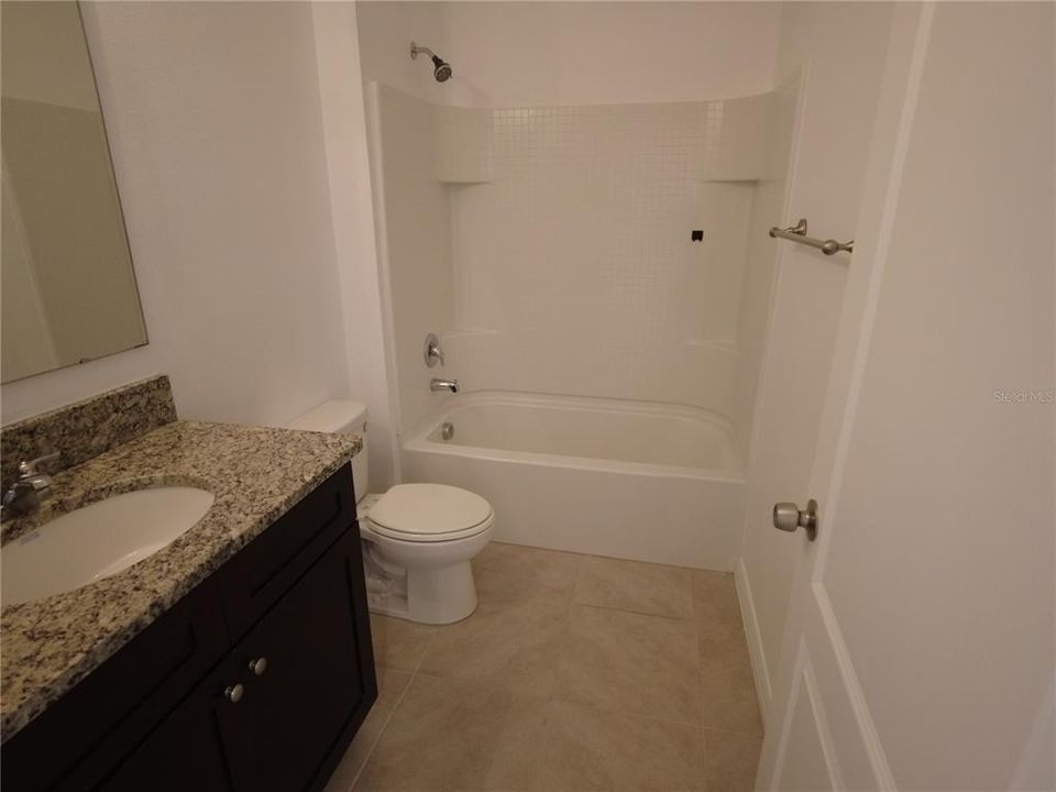 For Rent: $2,400 (4 beds, 2 baths, 1846 Square Feet)