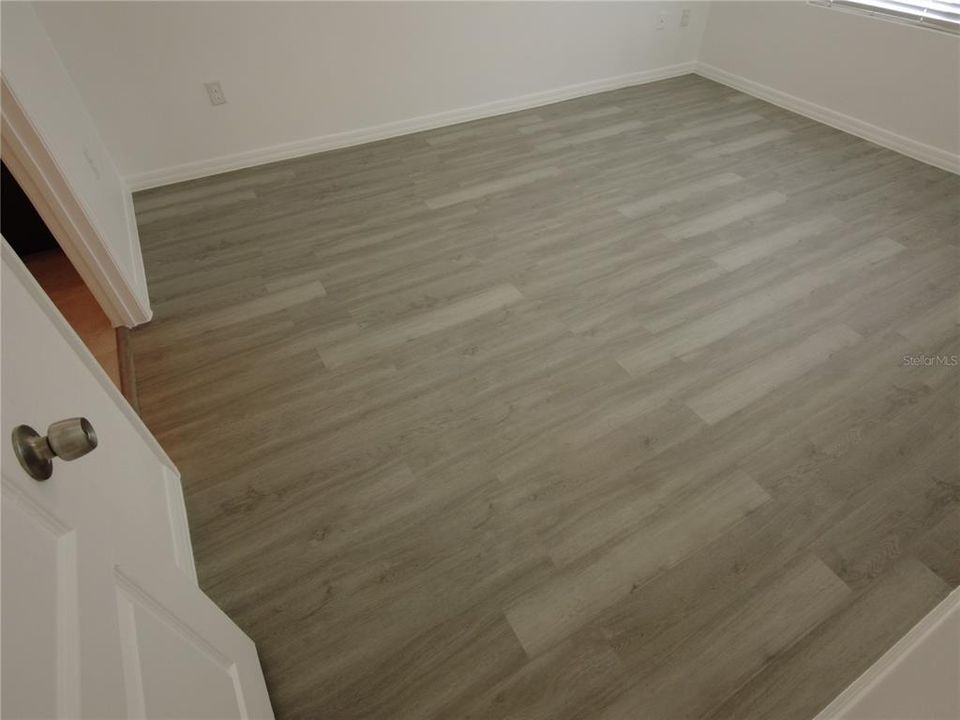 For Rent: $2,400 (4 beds, 2 baths, 1846 Square Feet)