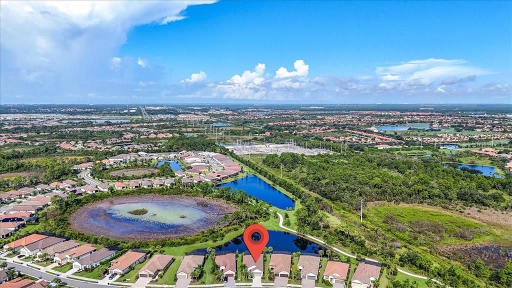 Activo con contrato: $689,000 (4 camas, 3 baños, 2068 Pies cuadrados)