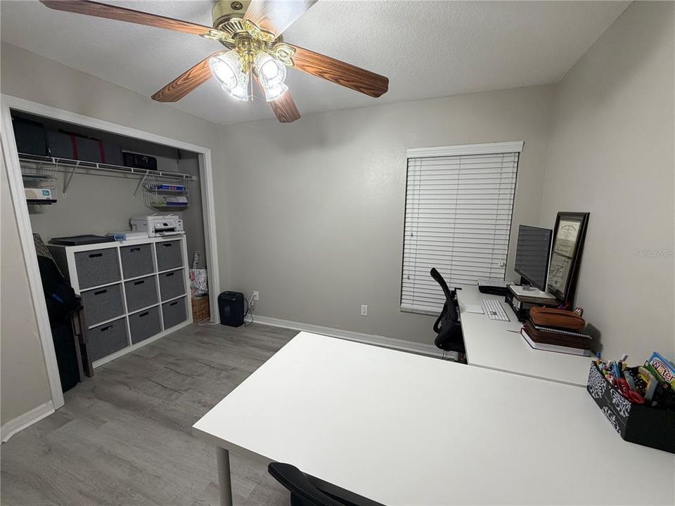 Active With Contract: $319,000 (3 beds, 2 baths, 1465 Square Feet)