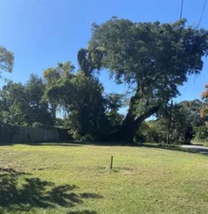 En Venta: $40,000 (0.08 acres)