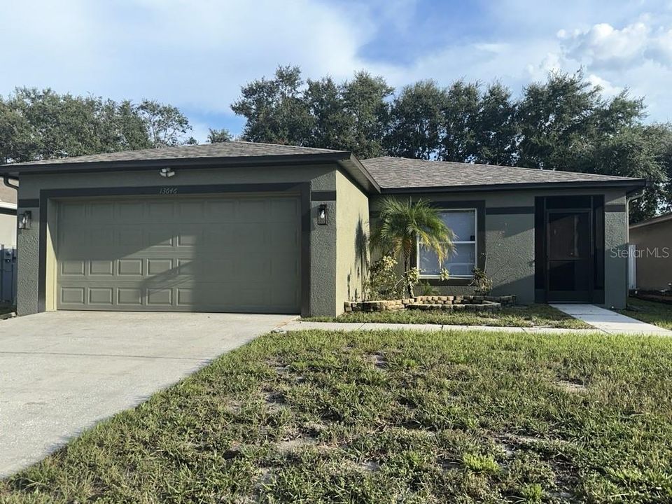 For Rent: $2,350 (3 beds, 2 baths, 1482 Square Feet)