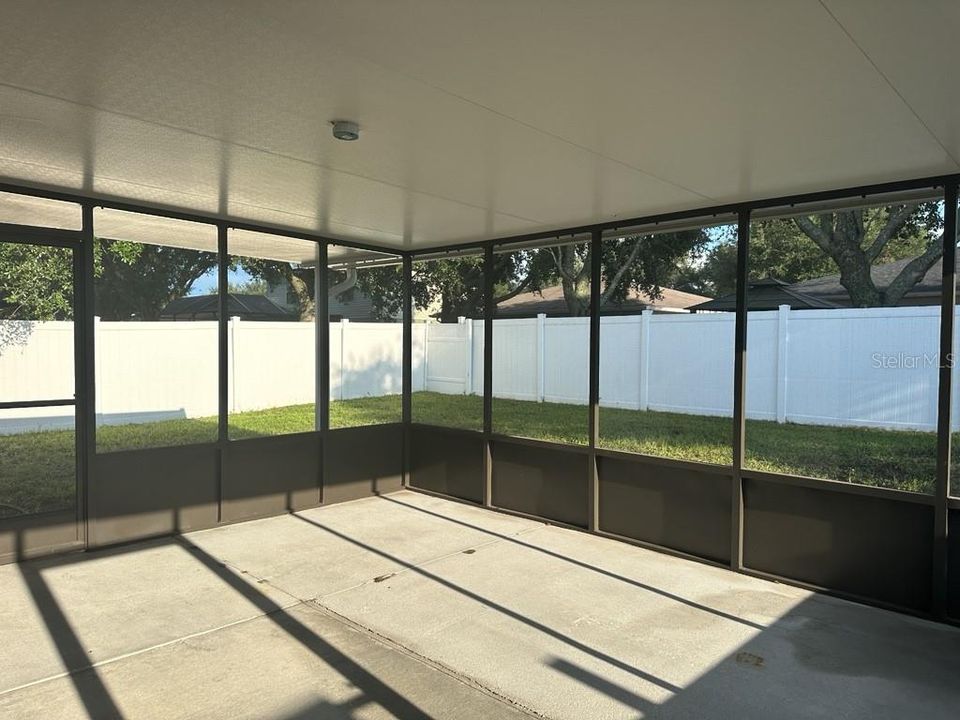 For Rent: $2,350 (3 beds, 2 baths, 1482 Square Feet)