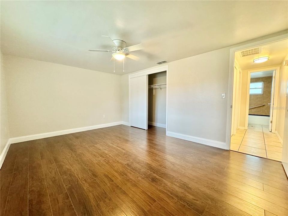 For Rent: $1,500 (2 beds, 1 baths, 900 Square Feet)