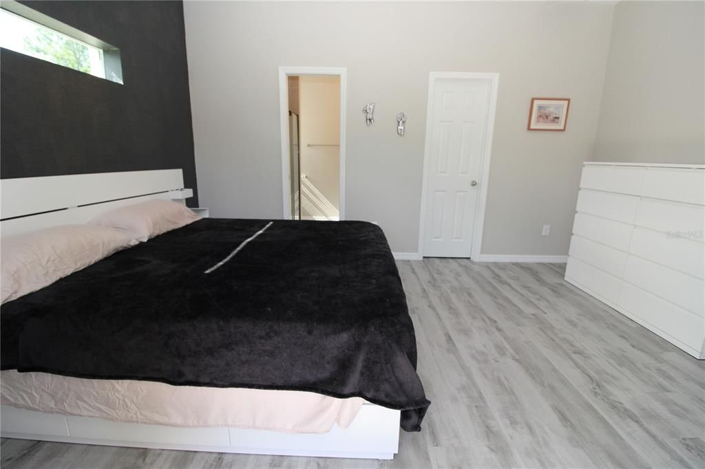 На продажу: $329,900 (3 спален, 2 ванн, 1506 Квадратных фут)