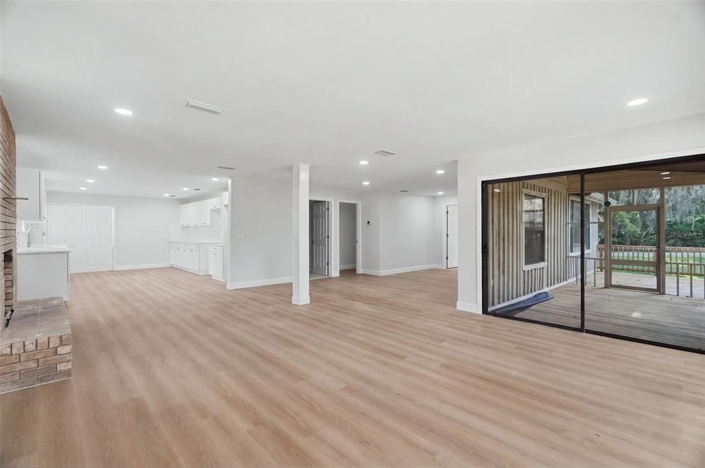 For Sale: $649,000 (2 beds, 2 baths, 1790 Square Feet)