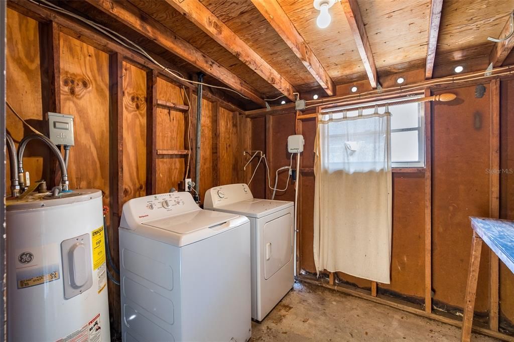 На продажу: $289,900 (3 спален, 1 ванн, 1094 Квадратных фут)