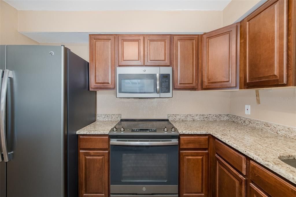На продажу: $289,900 (3 спален, 1 ванн, 1094 Квадратных фут)