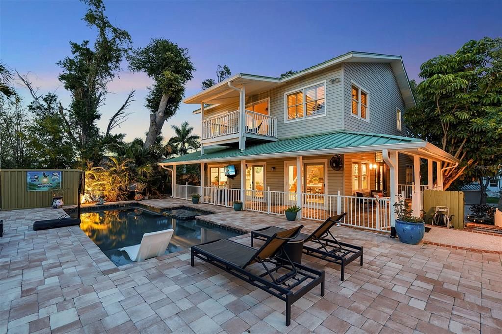 Activo con contrato: $1,875,000 (3 camas, 2 baños, 2700 Pies cuadrados)