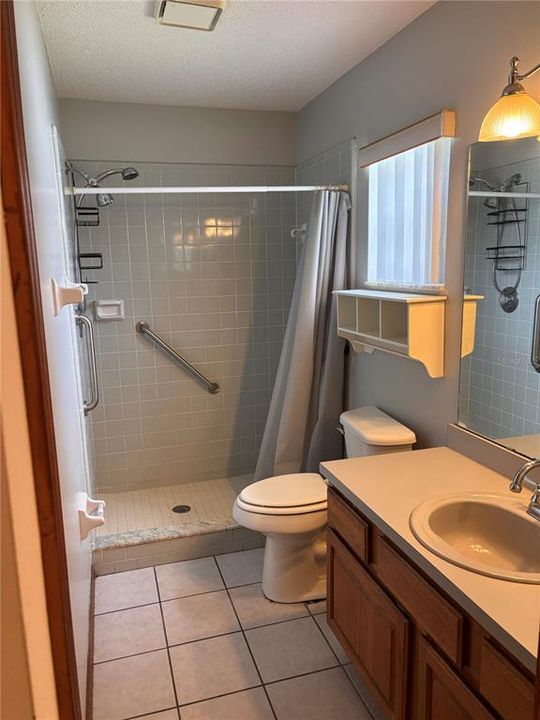 For Rent: $1,695 (3 beds, 2 baths, 1578 Square Feet)