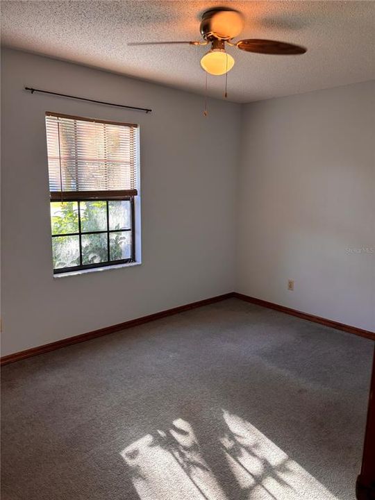 For Rent: $1,695 (3 beds, 2 baths, 1578 Square Feet)
