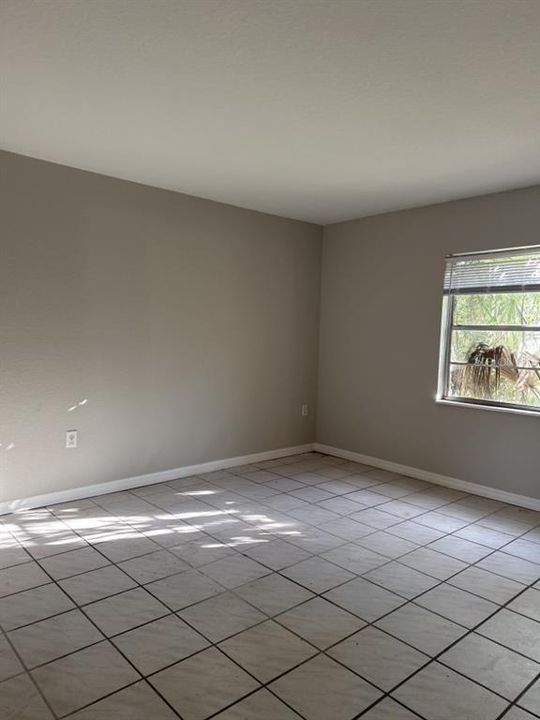 For Rent: $1,550 (3 beds, 2 baths, 1183 Square Feet)