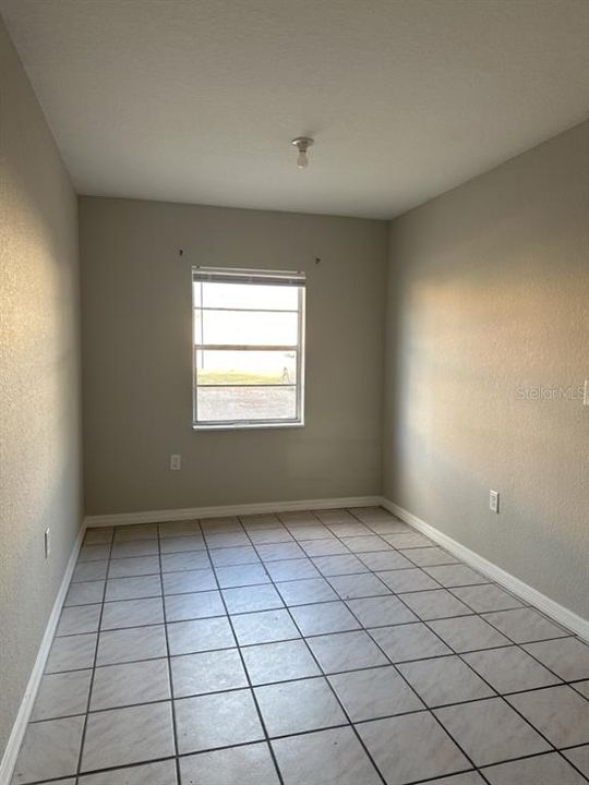 For Rent: $1,550 (3 beds, 2 baths, 1183 Square Feet)