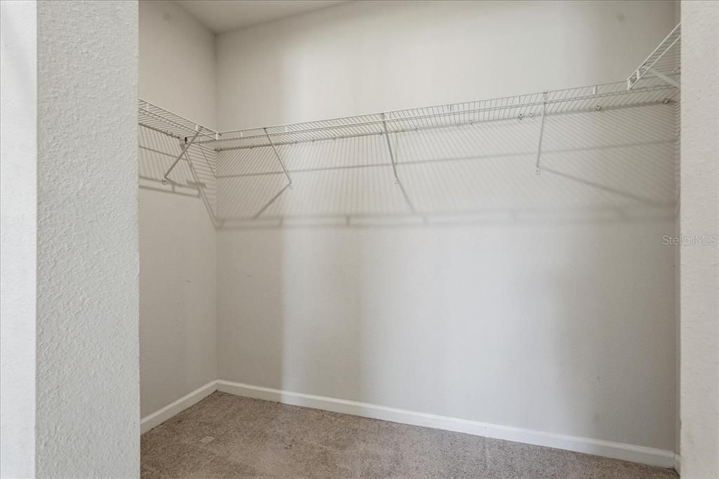 For Sale: $255,000 (3 beds, 2 baths, 1292 Square Feet)