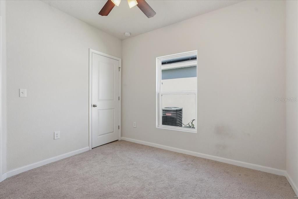 For Sale: $255,000 (3 beds, 2 baths, 1292 Square Feet)