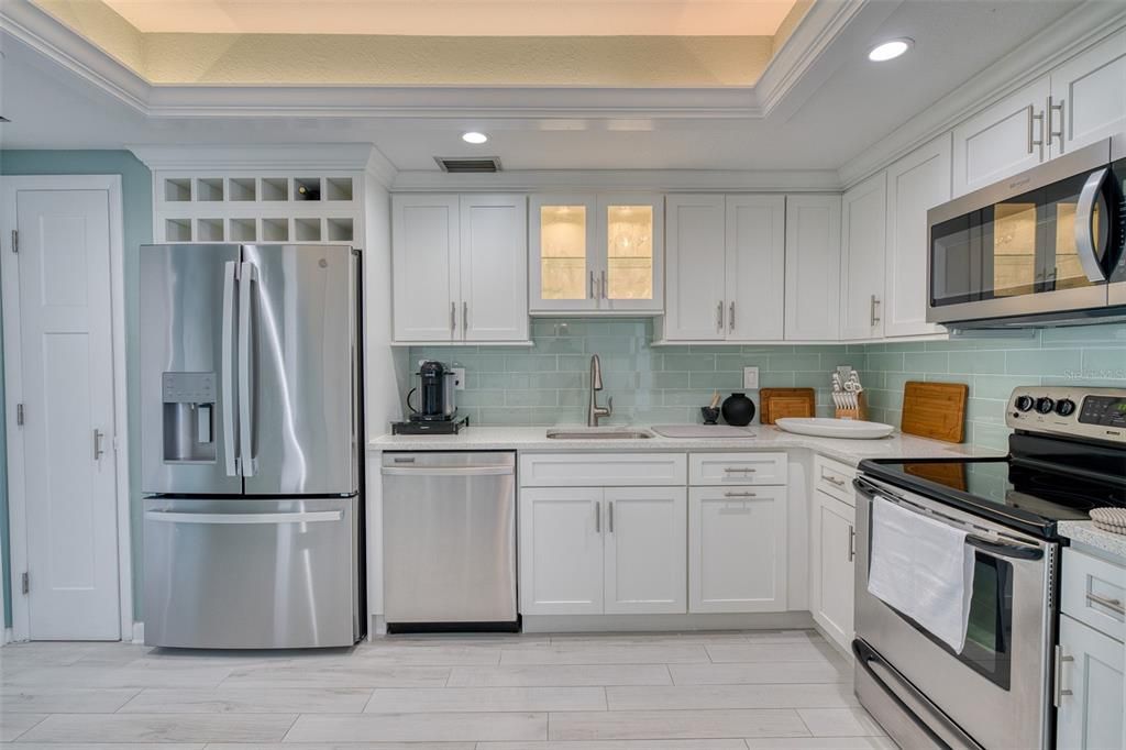 For Rent: $3,500 (2 beds, 2 baths, 1269 Square Feet)