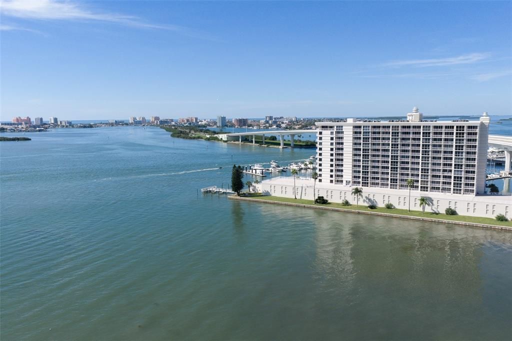 For Rent: $3,500 (2 beds, 2 baths, 1269 Square Feet)