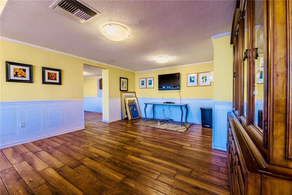For Rent: $3,500 (2 beds, 2 baths, 1269 Square Feet)