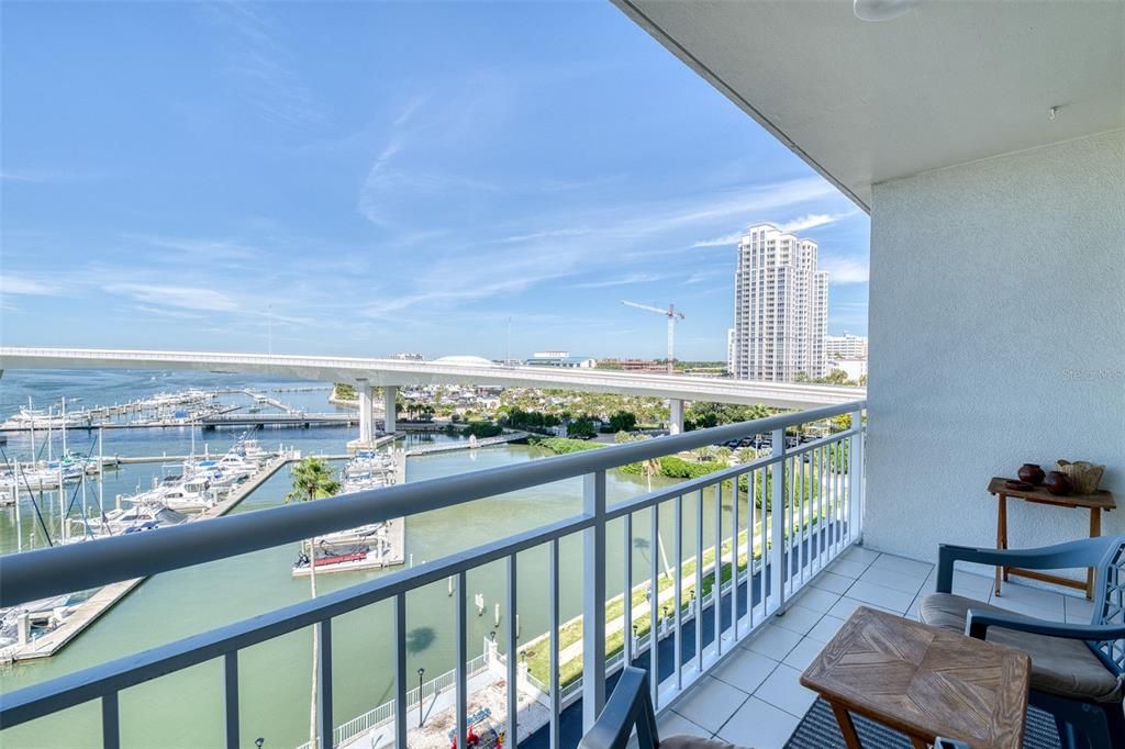 For Rent: $3,500 (2 beds, 2 baths, 1269 Square Feet)