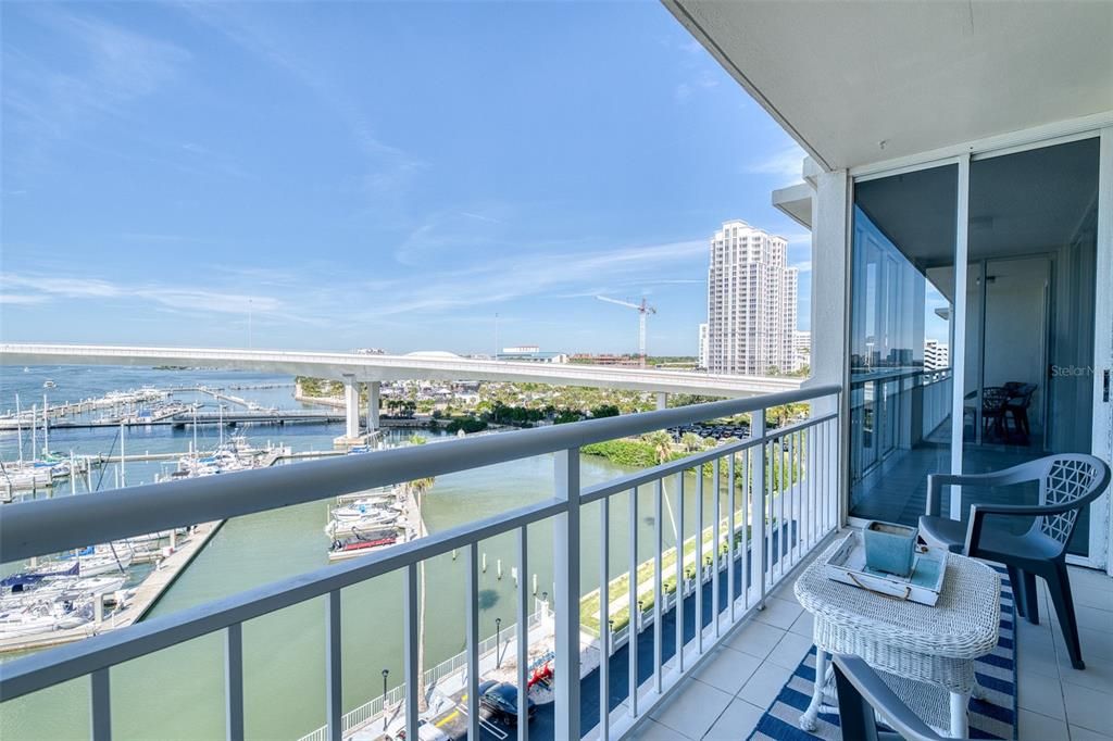 For Rent: $3,500 (2 beds, 2 baths, 1269 Square Feet)