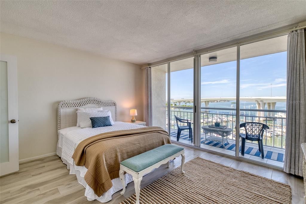For Rent: $3,500 (2 beds, 2 baths, 1269 Square Feet)