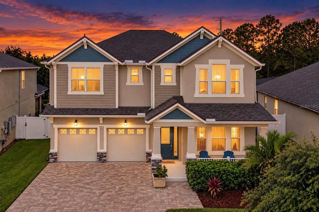 For Sale: $819,900 (4 beds, 2 baths, 2970 Square Feet)
