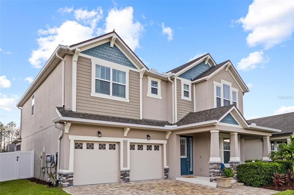 For Sale: $819,900 (4 beds, 2 baths, 2970 Square Feet)