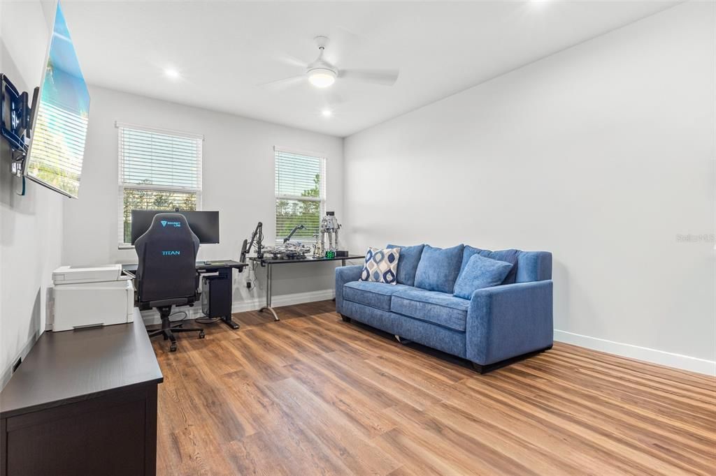 For Sale: $819,900 (4 beds, 2 baths, 2970 Square Feet)