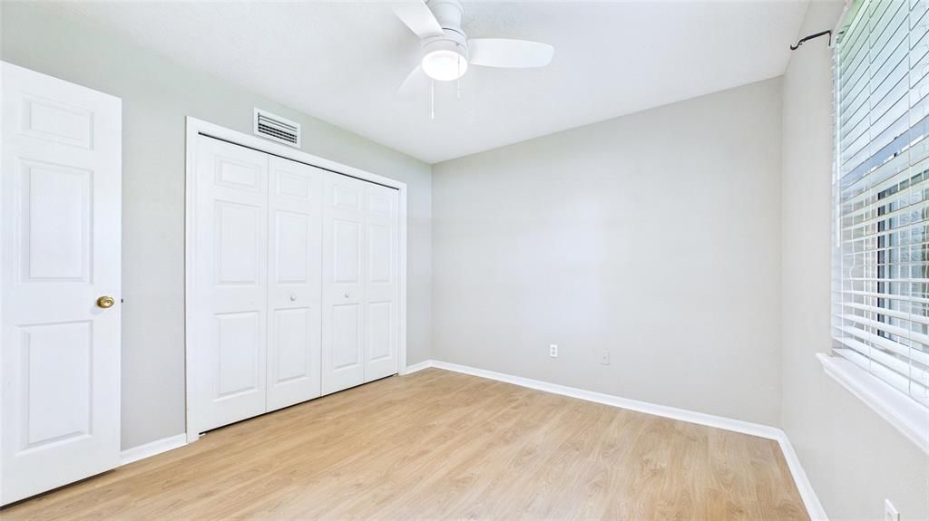 В аренду: $3,800 (4 спален, 2 ванн, 1710 Квадратных фут)