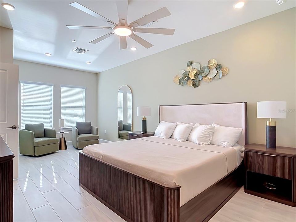 For Rent: $6,500 (4 beds, 3 baths, 1867 Square Feet)
