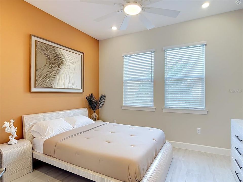 For Rent: $6,500 (4 beds, 3 baths, 1867 Square Feet)