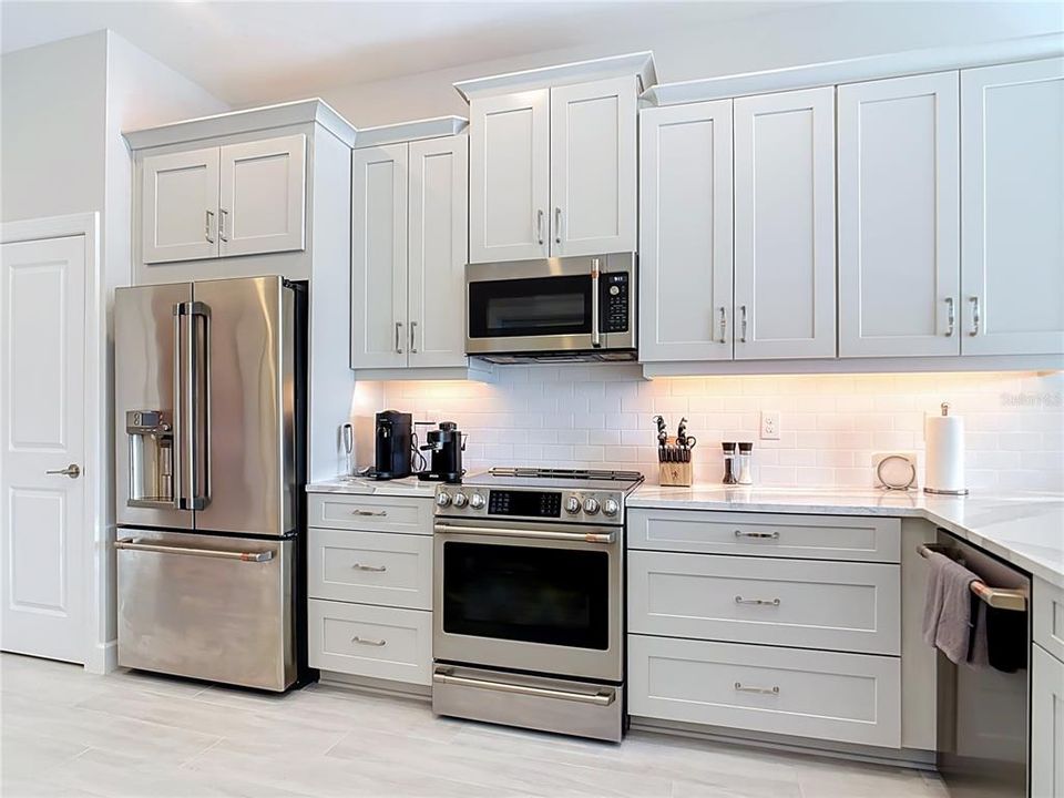 For Rent: $6,500 (4 beds, 3 baths, 1867 Square Feet)