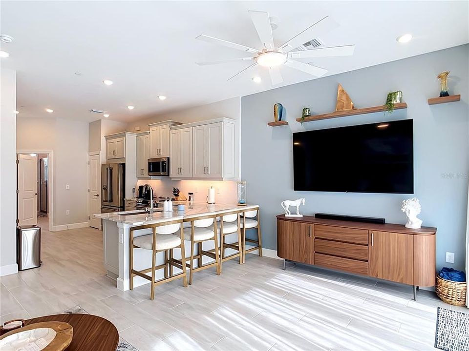 For Rent: $6,500 (4 beds, 3 baths, 1867 Square Feet)