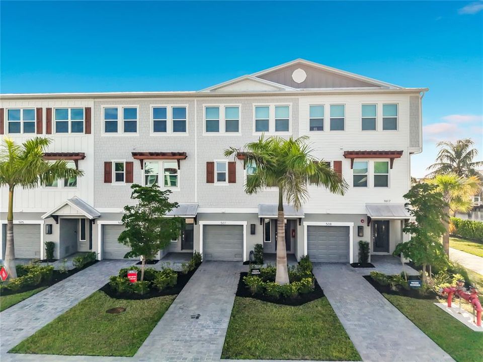 For Rent: $6,500 (4 beds, 3 baths, 1867 Square Feet)
