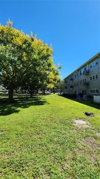 For Sale: $295,000 (2 beds, 2 baths, 1740 Square Feet)