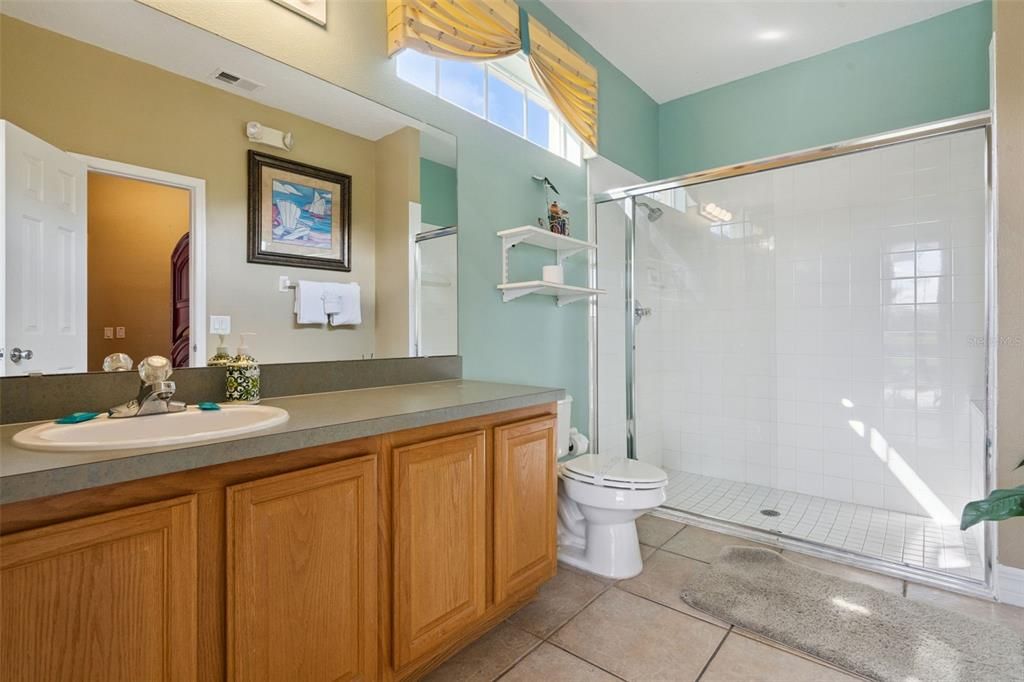 For Sale: $995,000 (8 beds, 7 baths, 3795 Square Feet)