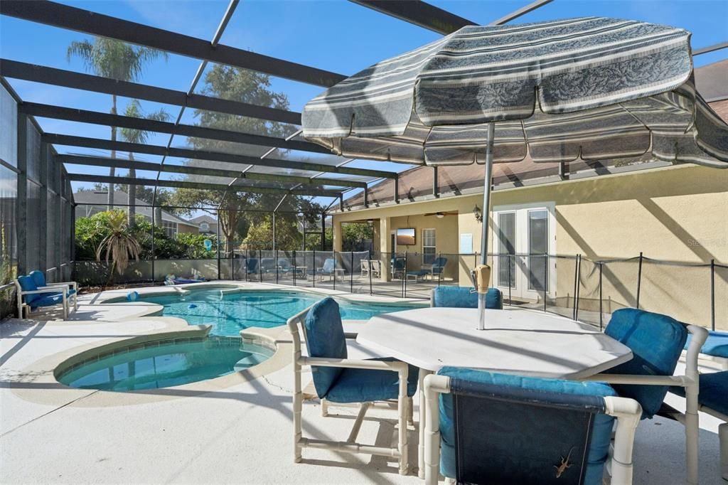 For Sale: $995,000 (8 beds, 7 baths, 3795 Square Feet)
