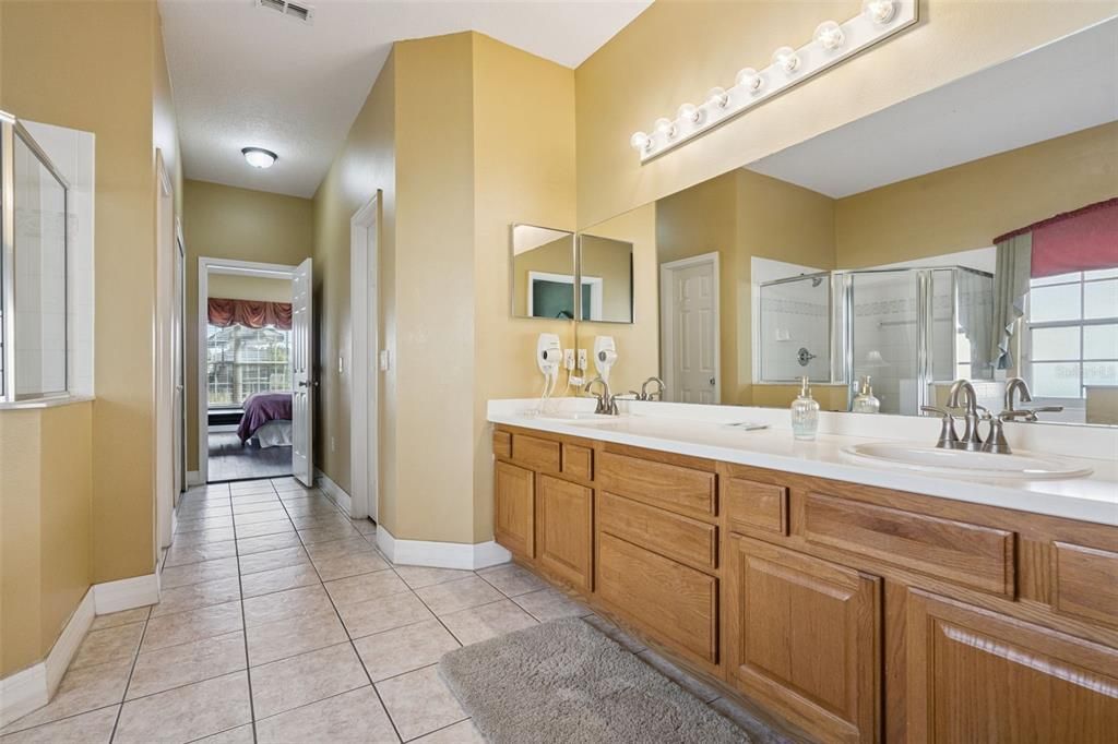 For Sale: $995,000 (8 beds, 7 baths, 3795 Square Feet)