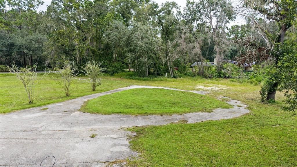 待售: $250,000 (4.60 acres)
