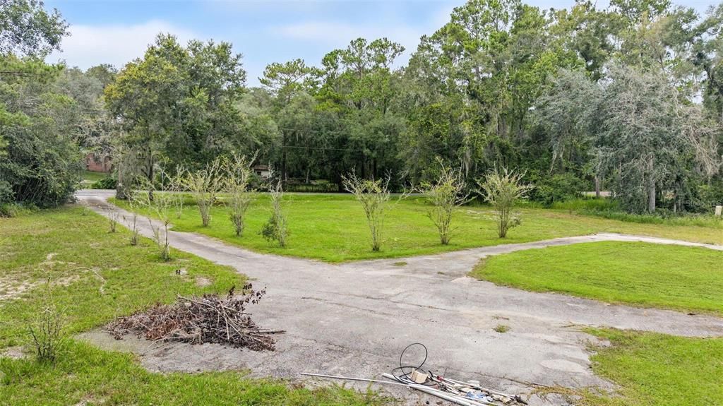 待售: $250,000 (4.60 acres)