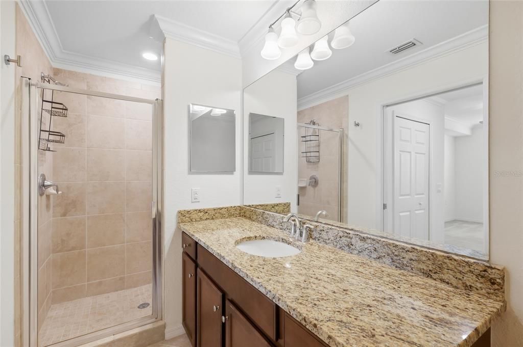 En Venta: $279,900 (2 camas, 2 baños, 1121 Pies cuadrados)