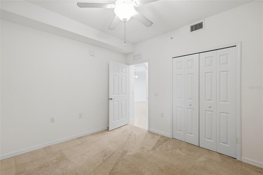 En Venta: $279,900 (2 camas, 2 baños, 1121 Pies cuadrados)